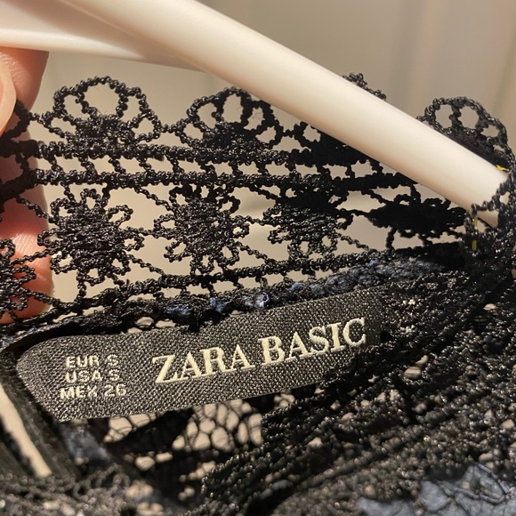 SOLD Zara lace dress - Picture 6 of 6